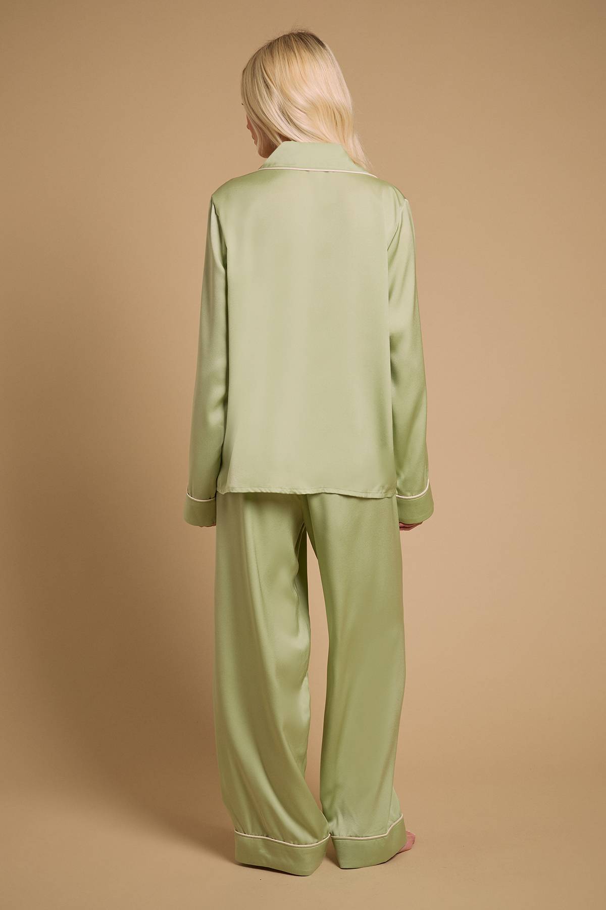 Oasis Ensemble de nuit en satin uni avec passepoil contrastant