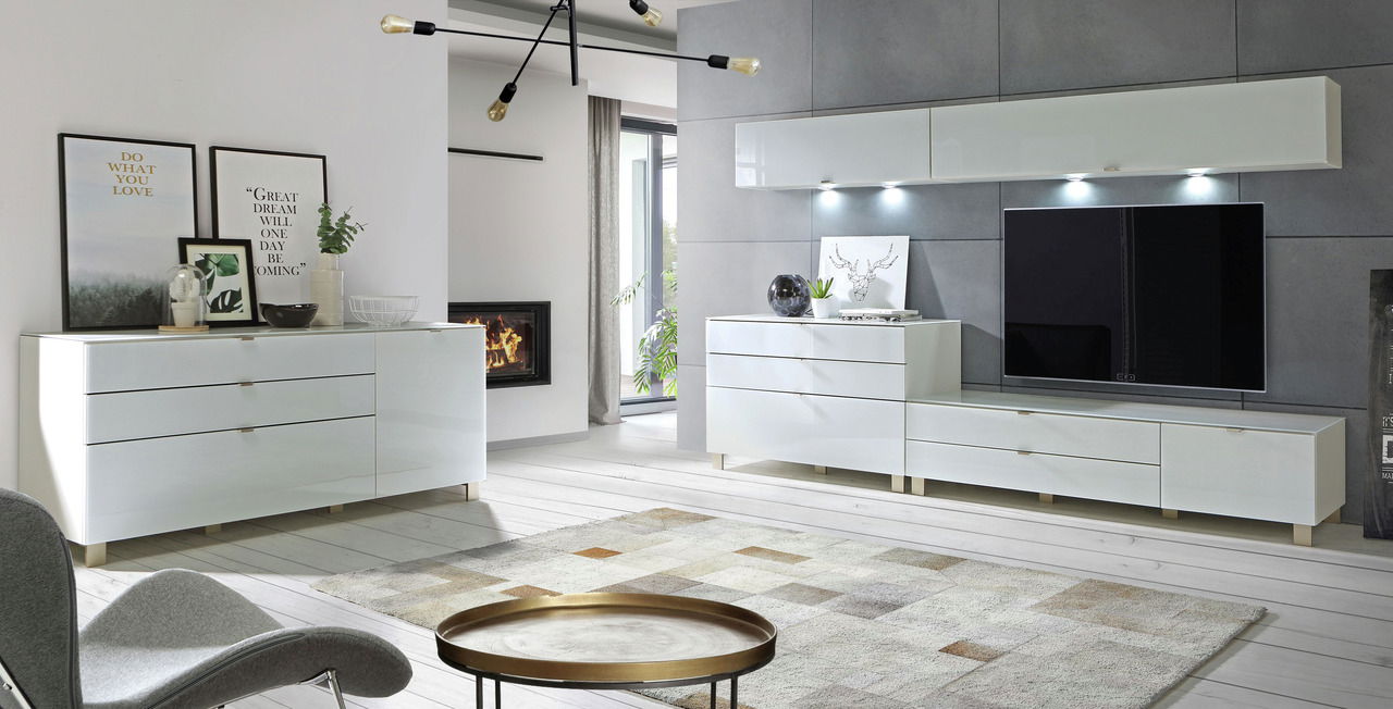 Hom´in Sideboard POOLE