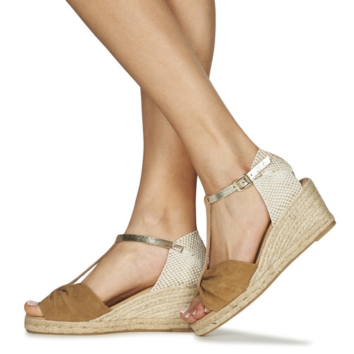 Betty London - OREINOA - Camel