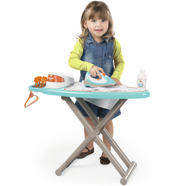 Table à repasser + centrale vapeur - 10 accessoires