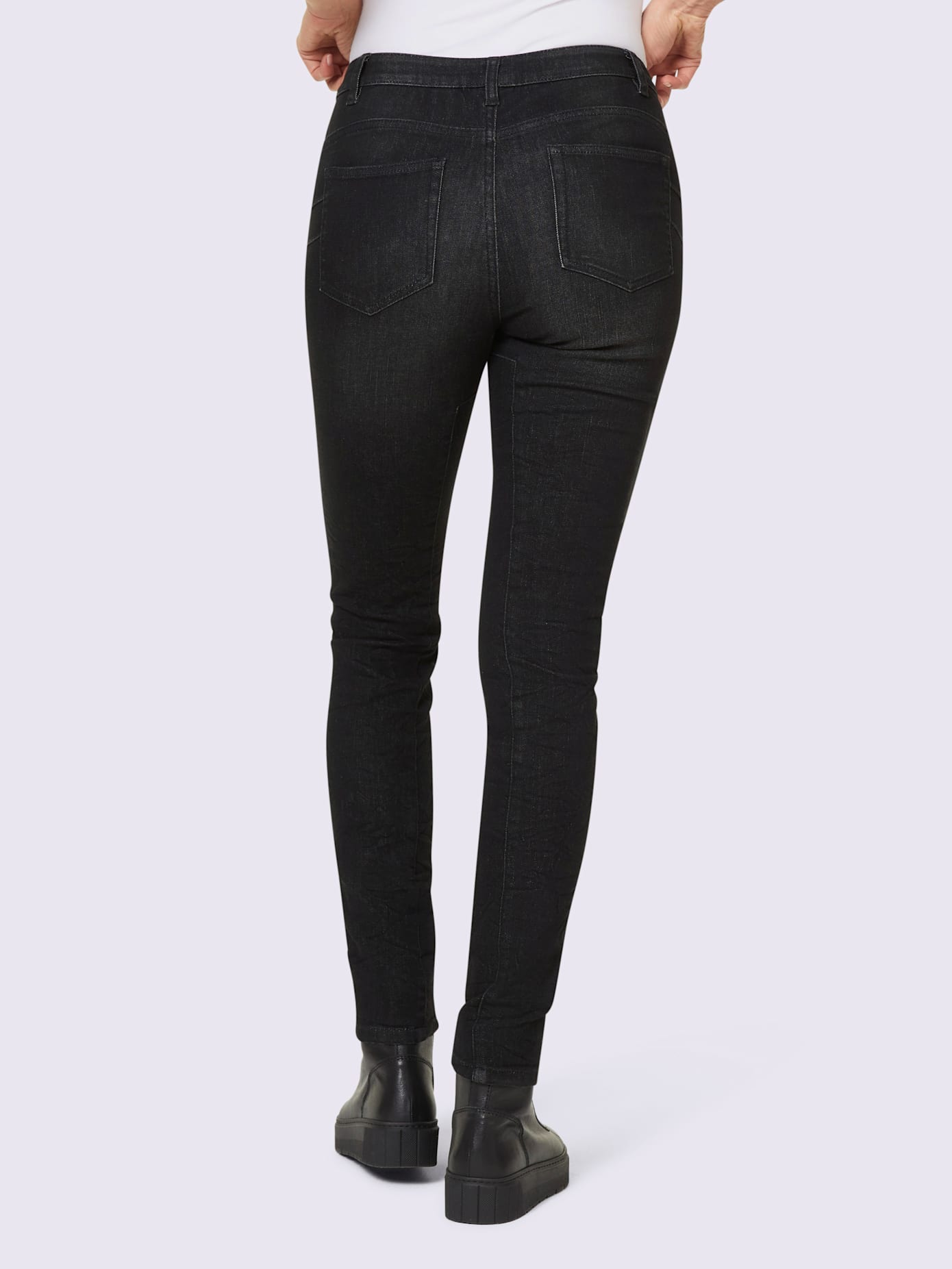 Jean push-up détails en qualité lisse