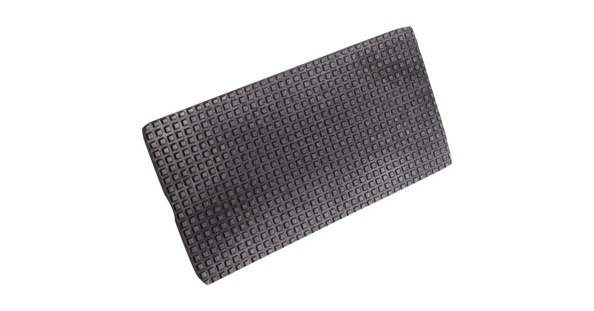 VictoriaGietijzeren bacon en vlees pers met houten handvat, seasoned  (21 x 11 cm)
