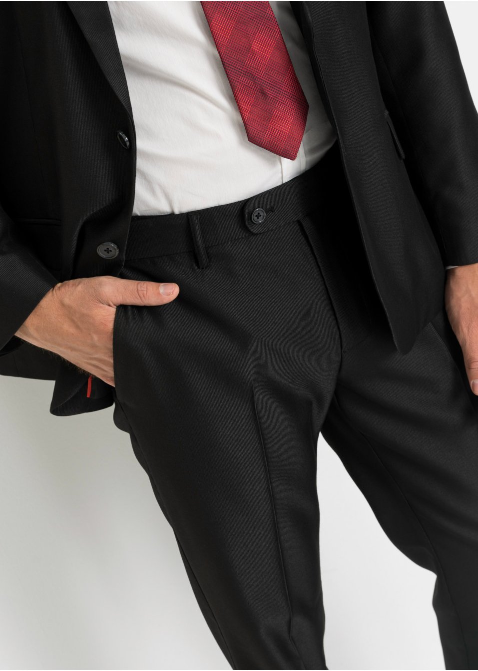 Costume (Ens. 3 pces.) : veste, pantalon, cravate