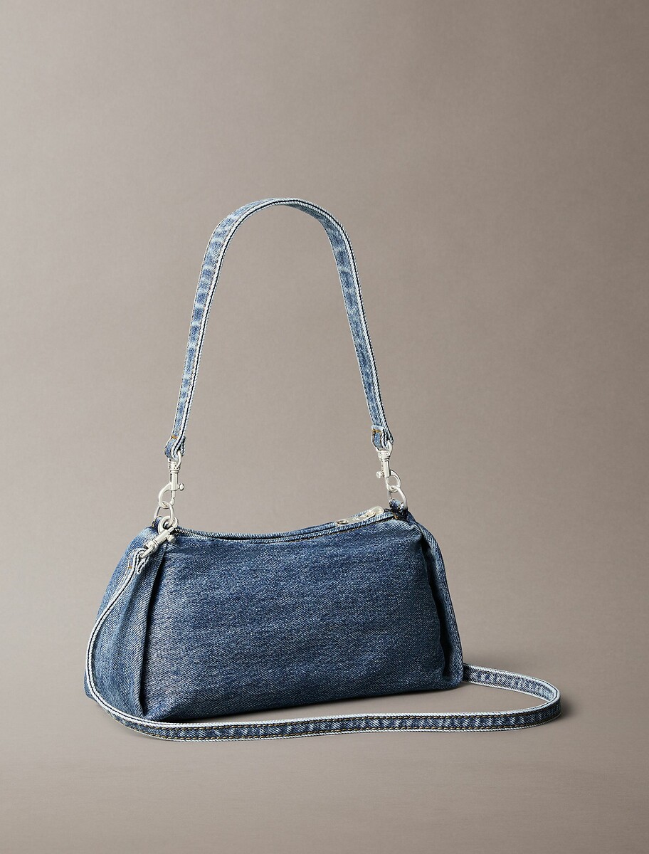 CALVIN KLEIN<br>Bolsa de ombro em jeans, com 2 alças de ombro