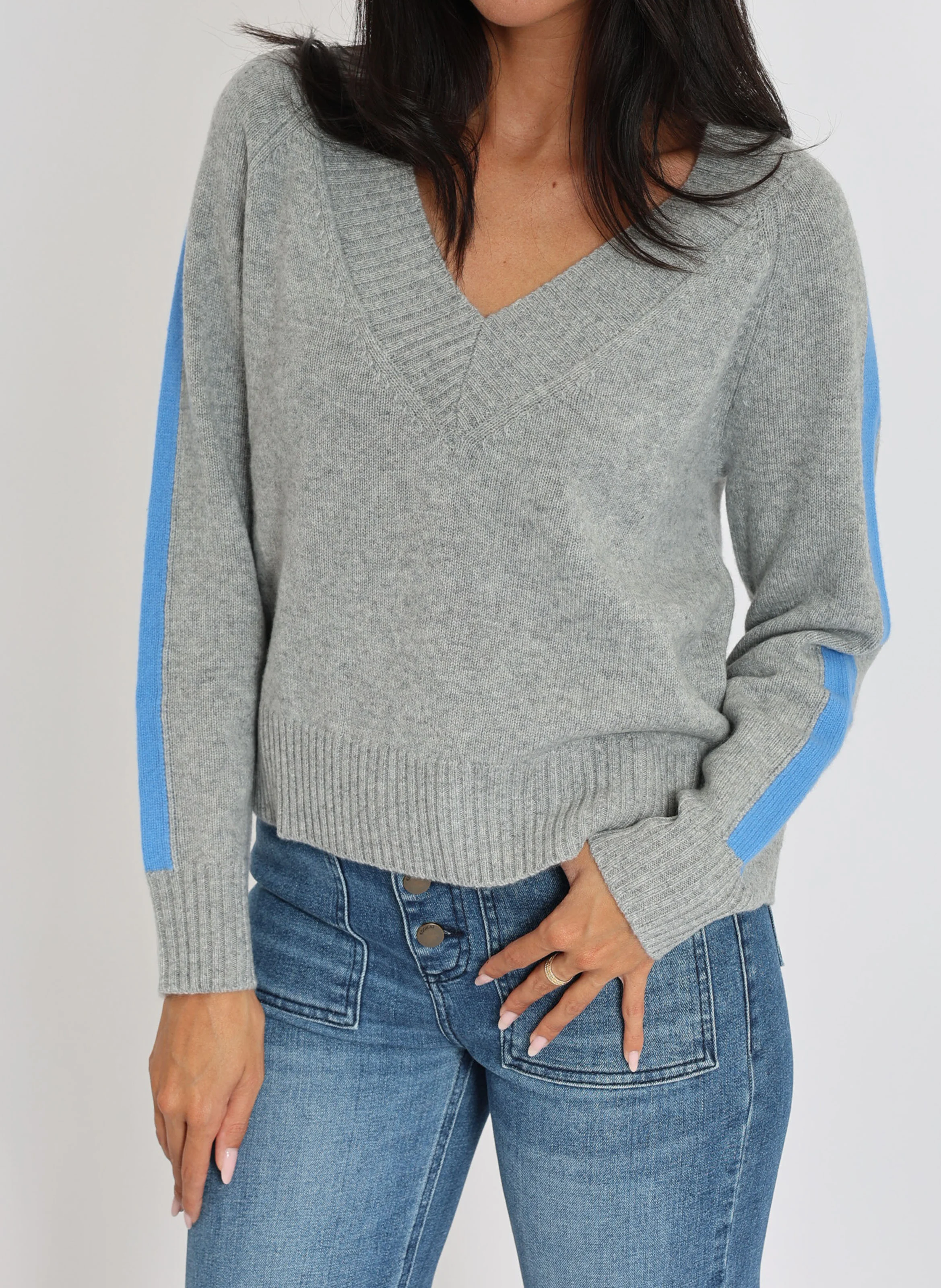 ASTRID - Pull droit en laine mélangée | Gris