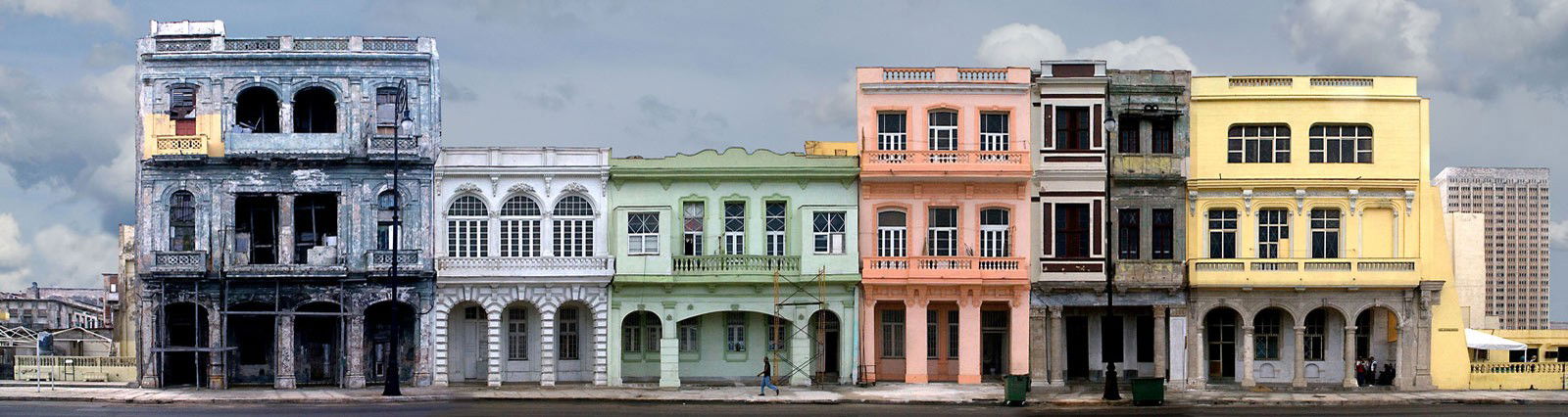 Havana, El Malecon #8 by Larry Yust - Limited Edition. Edition of: 150. Signed.