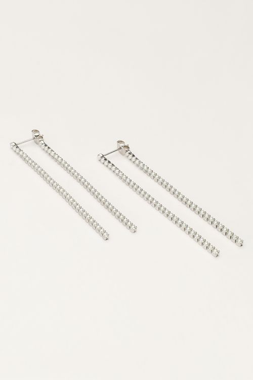 Lange oorhangers met parels