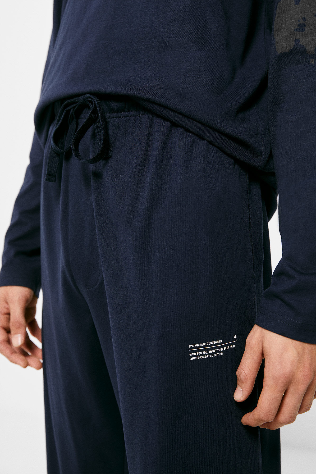 Pijama monocromático extra confortável - azul escuro