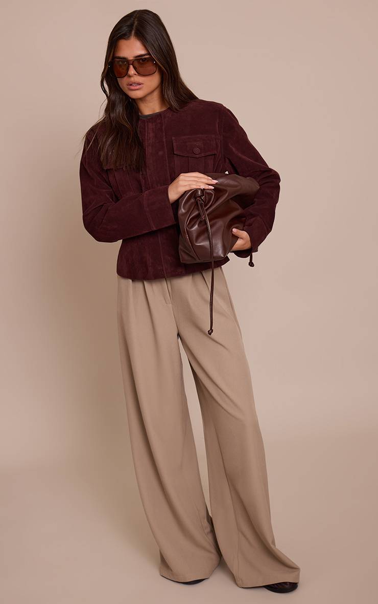 Rouge Bordeaux Veste Cintrée À La Taille Avec Boutons Recouverts En Faux Suède