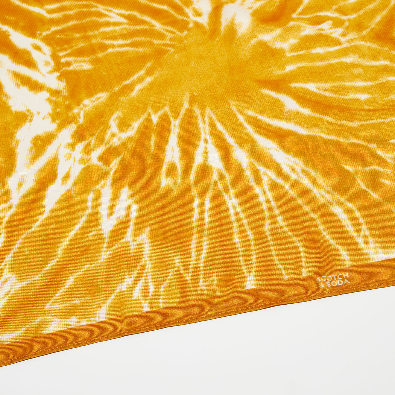 Scotch & Soda Foulard tie & dye jaune