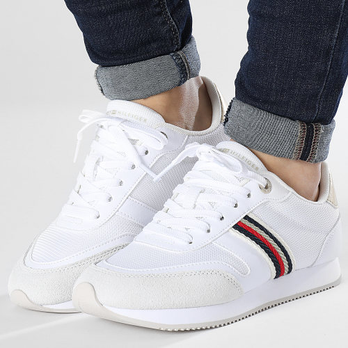 Baskets Femme Essential Runner 7163 White