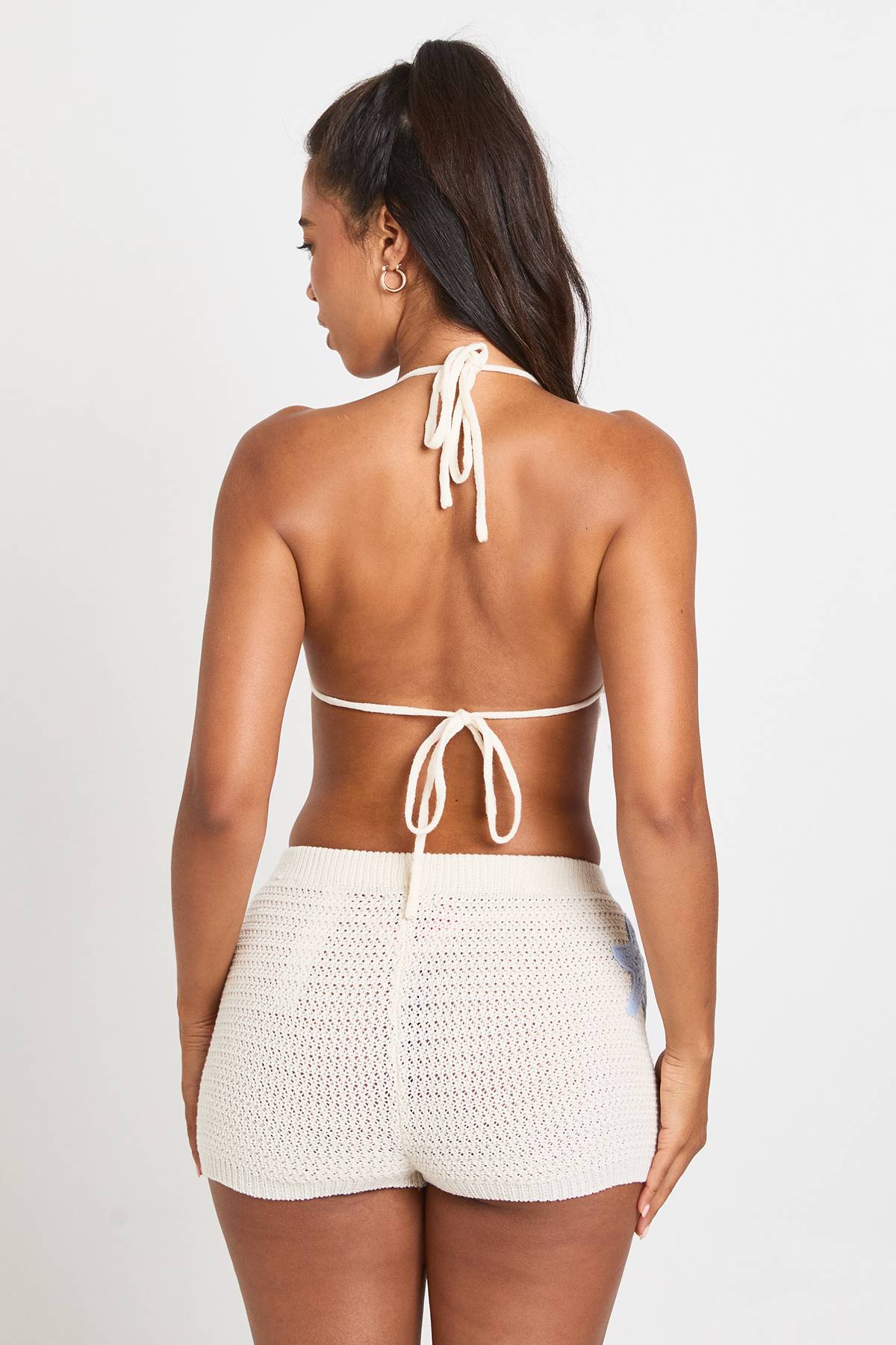 boohoo Ensemble Coordonné Bikini Et Micro Short En Crochet Avec Appliqués Étoiles De Mer