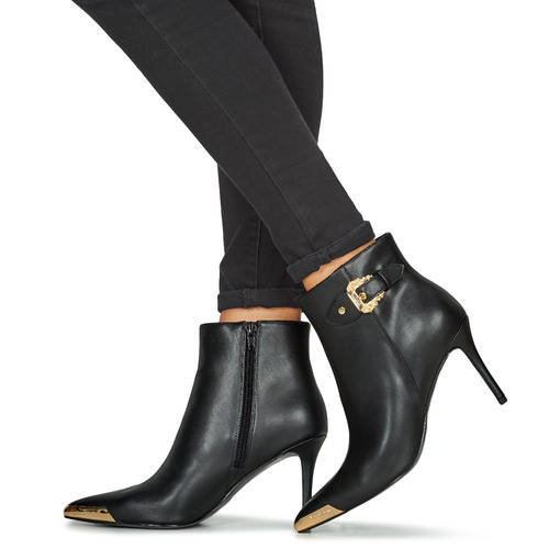Versace Jeans Couture - 75VA3S57 Negro / Oro