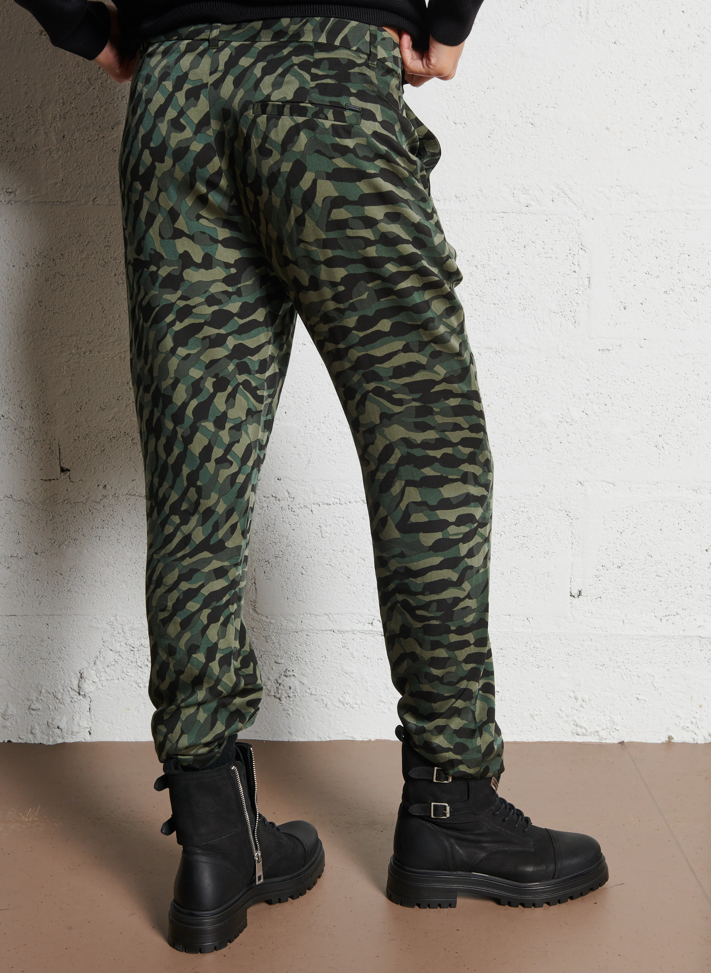 Pantalon droit imprimé | Kaki