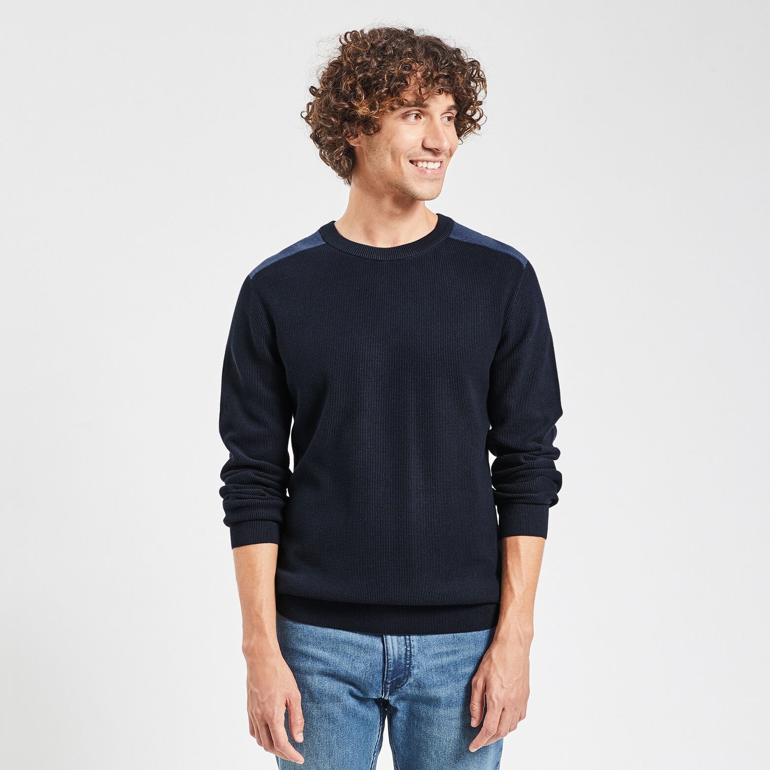 Pull à col rond et patch épaule Bleu moyen