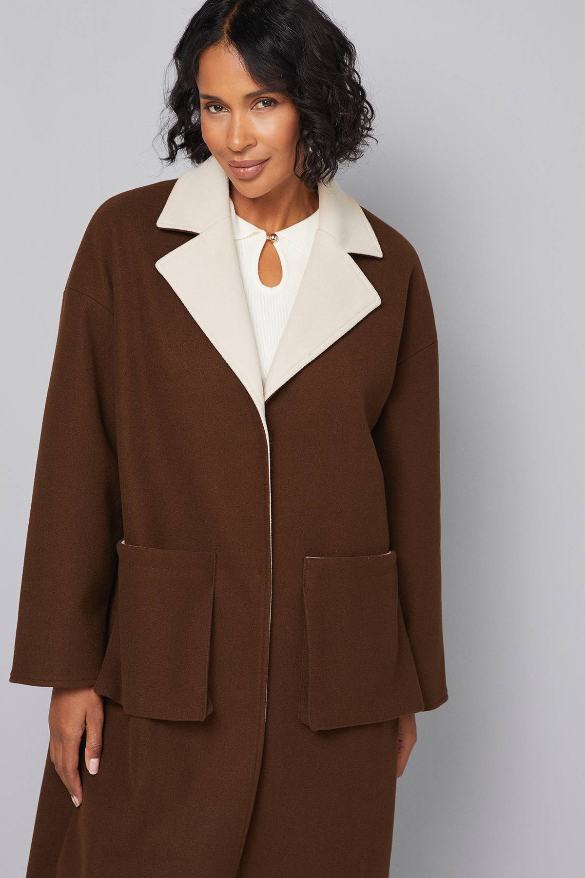 Wallis Manteau à Détail Écharpe Double Face