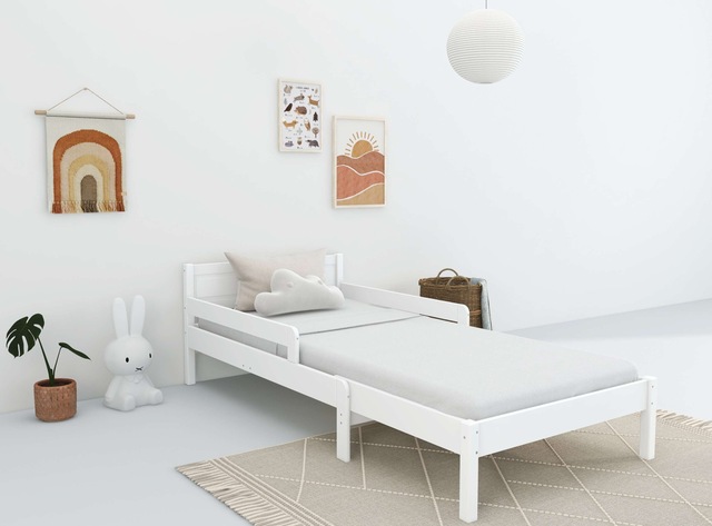 GOODproduct Kinderbett »Hero, Massivholzbett, ausziehbar von 140 bis 200 cm, FSC®« 90cm Breite, 140-200cm Liegefläche,  massive Kiefer, mit Lattenrost, zeitlose Optik,  Rausfallschutz