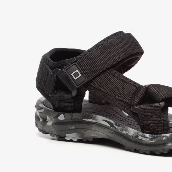 Blue Box jongens sandalen zwart met camouflage