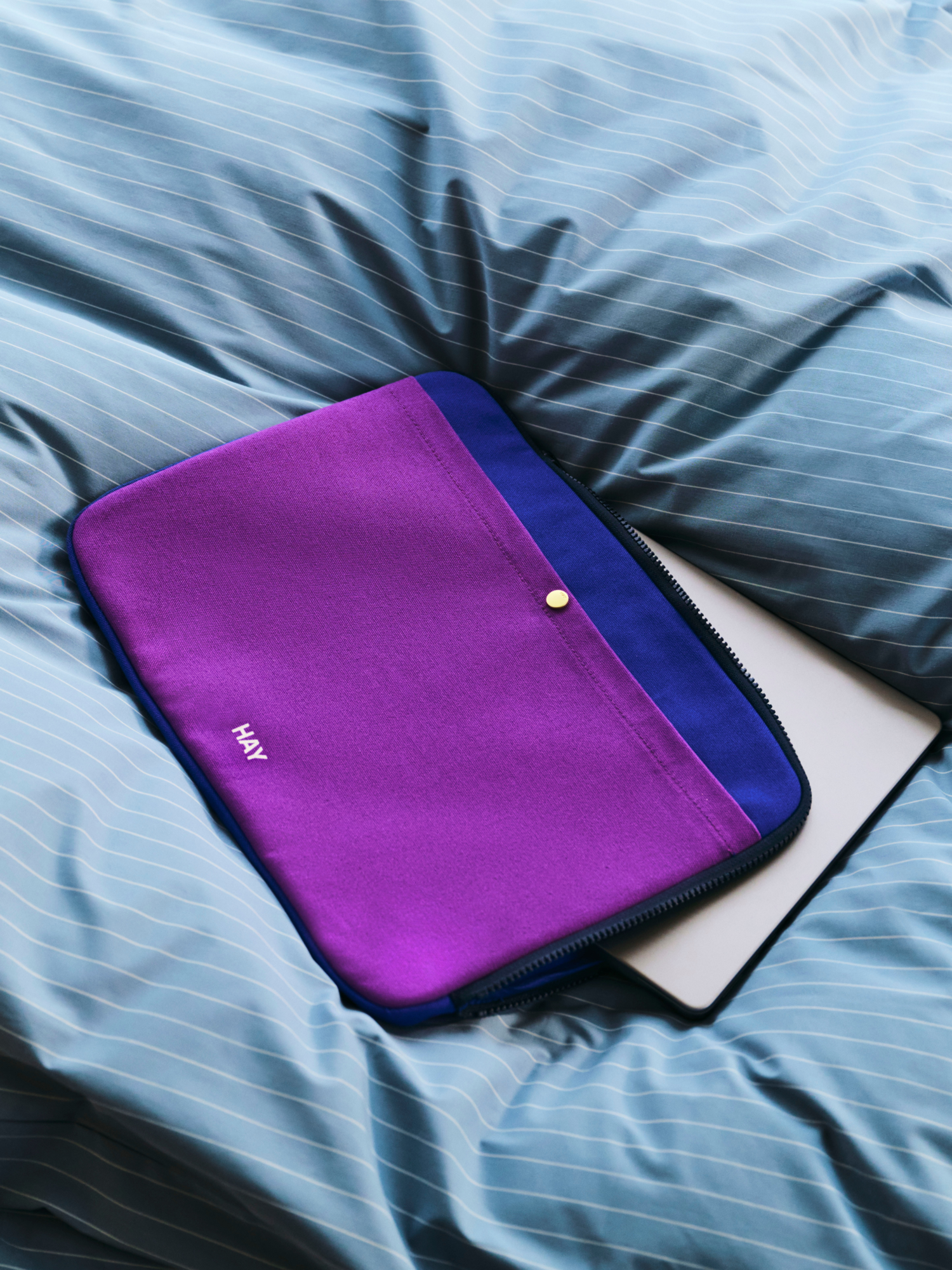 Laptophoes Multi 13 tot 14 inch purple