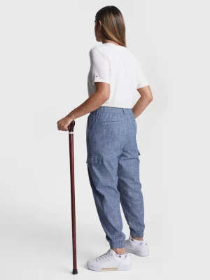 Calça Jogger Cargo Chino Adaptável em Chambray