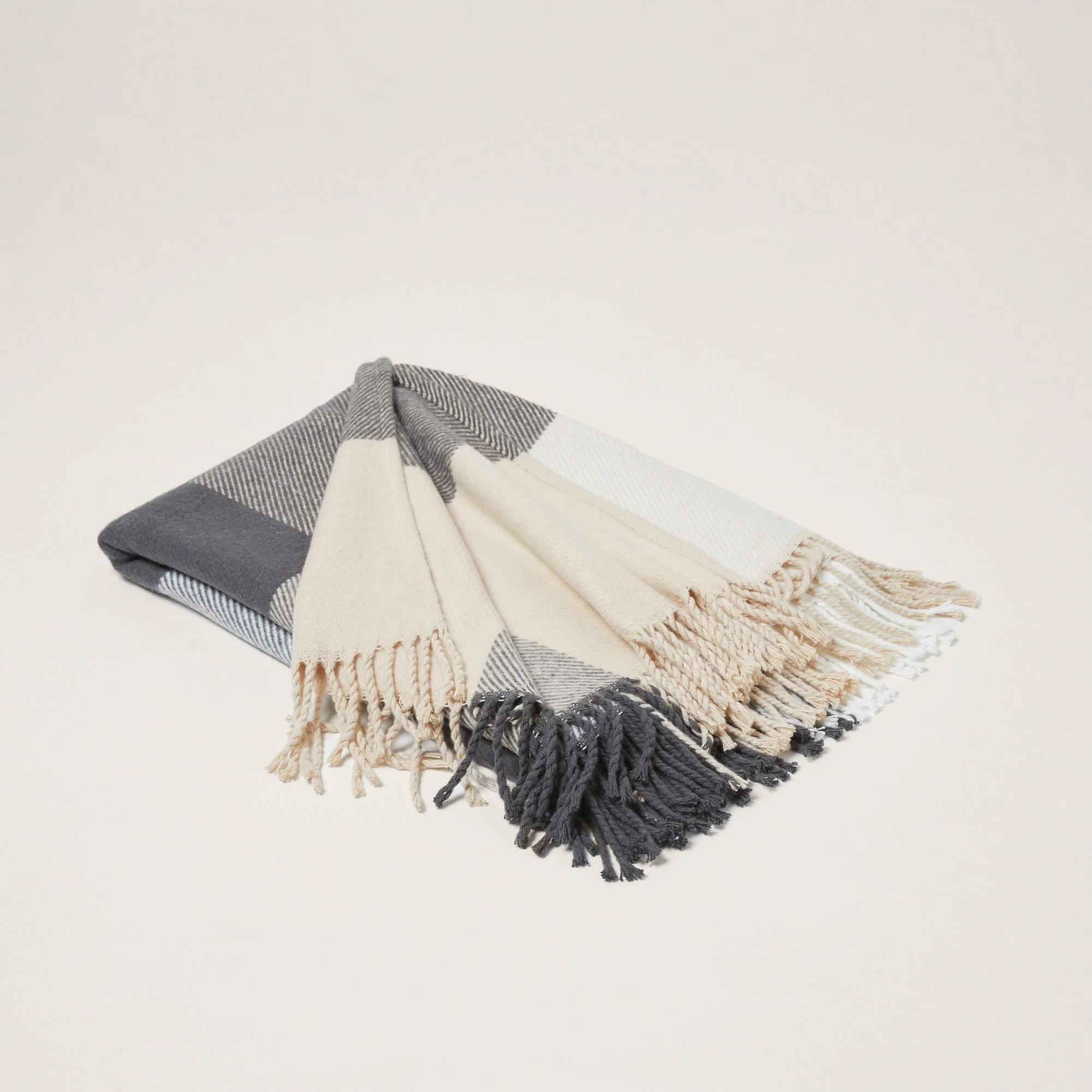 LIVIA - Plaid | Gris