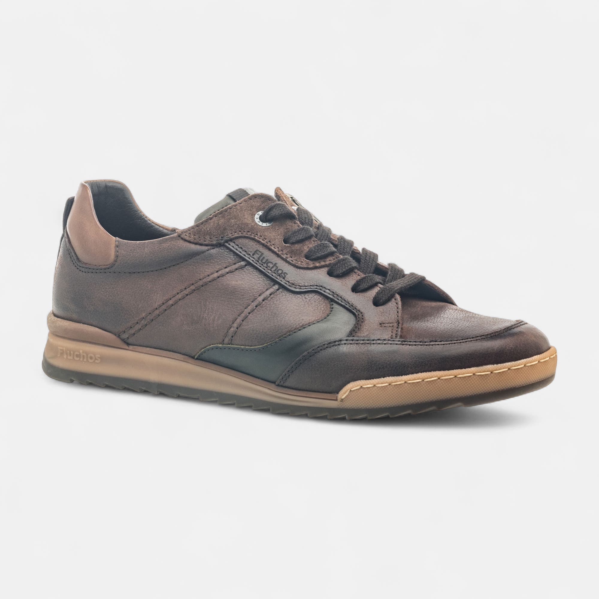 Baskets basses Homme en cuir marron