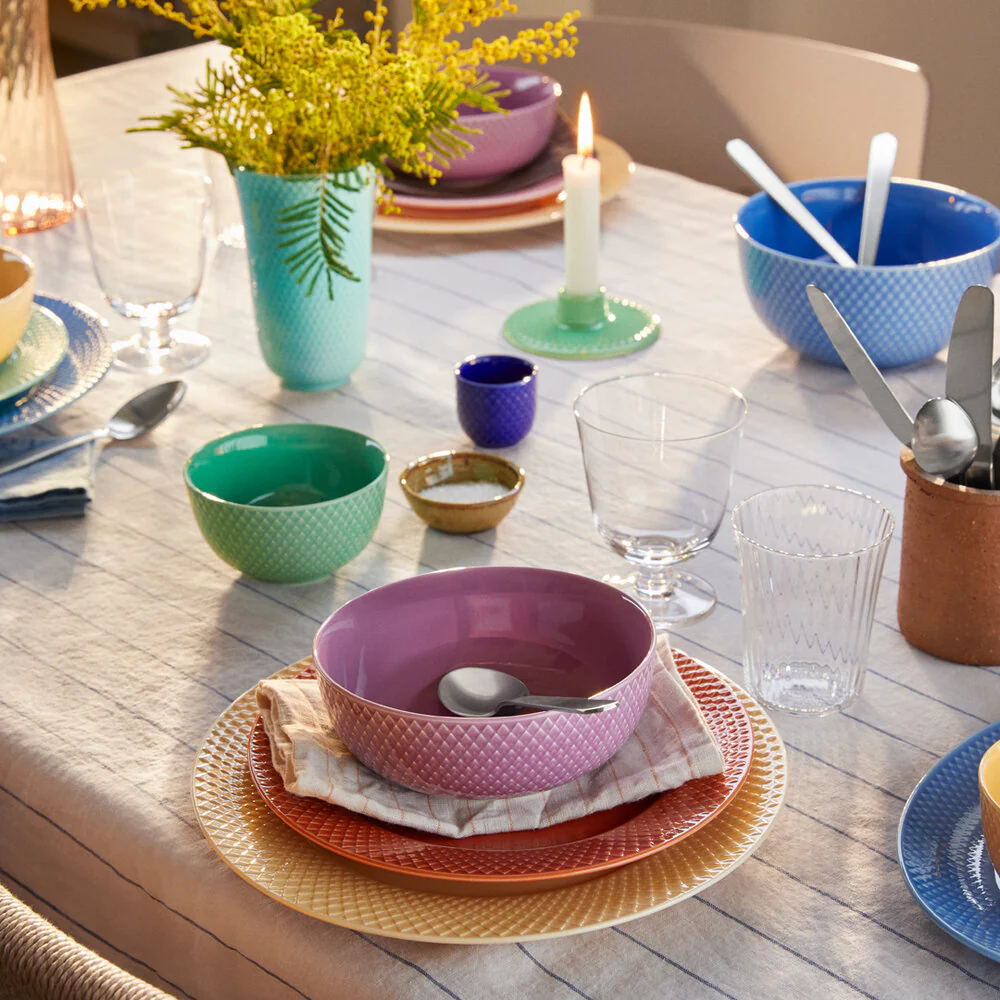 Lyngby Porcelæn  Rhombe Color skål, lilla - Ø15.5 cm