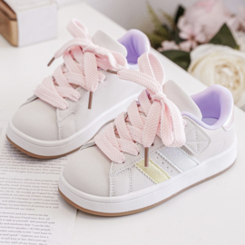 My fave pastel sneakers (met klittenband)