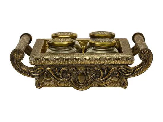 Plateau en métal repoussé doré 33x27,5x7h