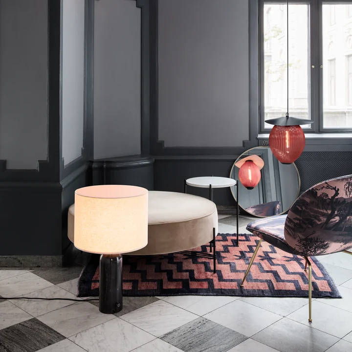 Gubi - Gravity Tischleuchte Small, Canvas / Marmor grau