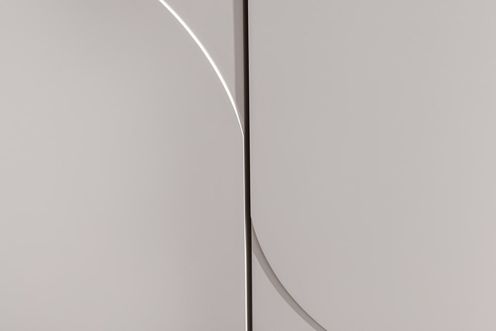 Design Highboard SAVOY 130cm kaschmir weiß Marmor Keramik mit Stauraum und 3D-Front