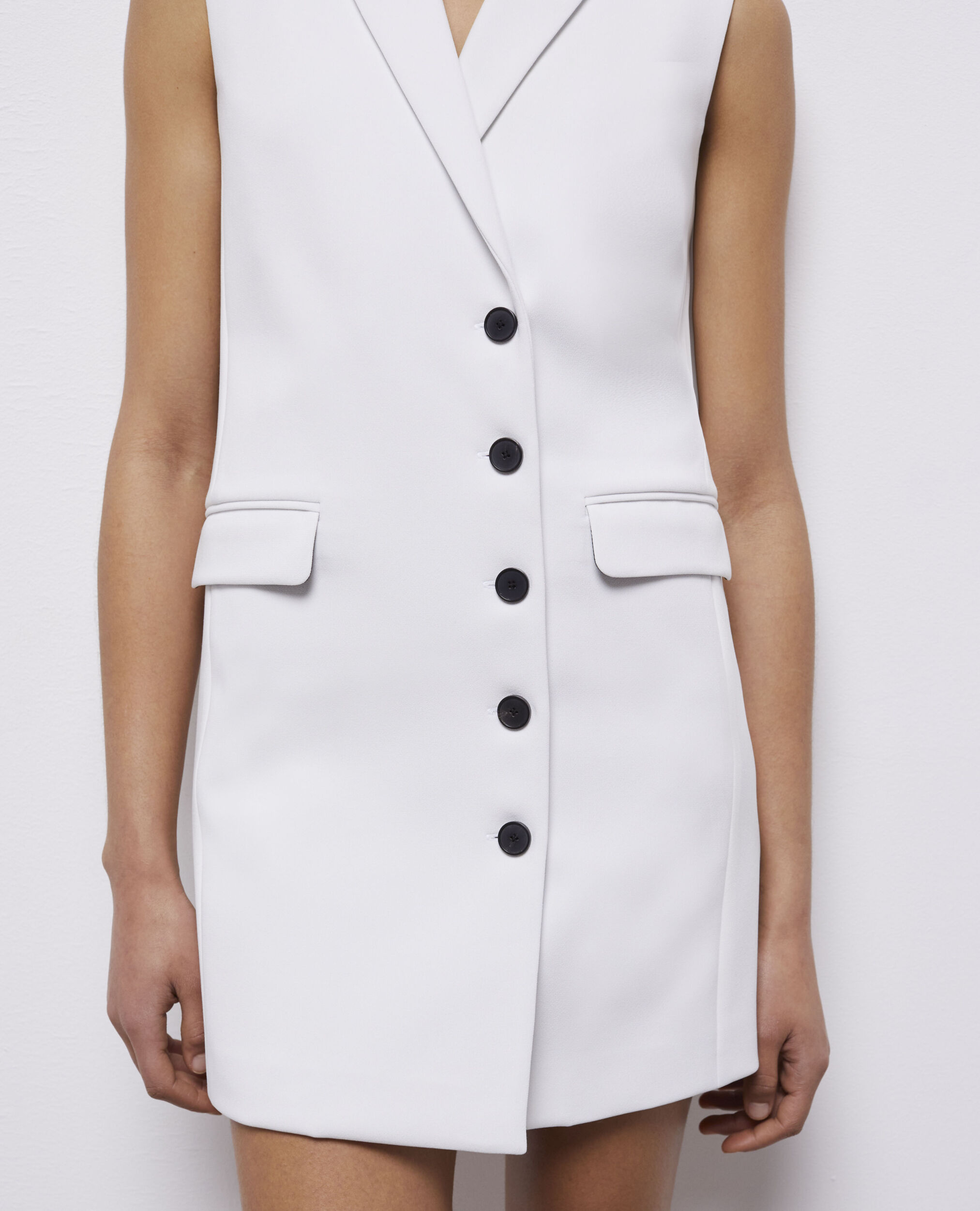 Robe courte en crêpe blanche