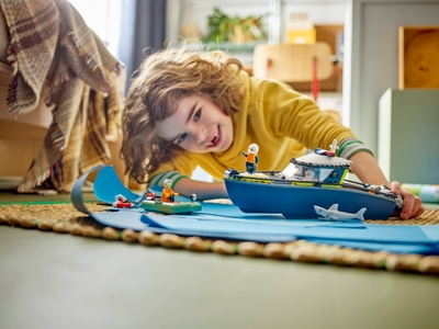 LEGO Achtervolging met politieboot (60456)
