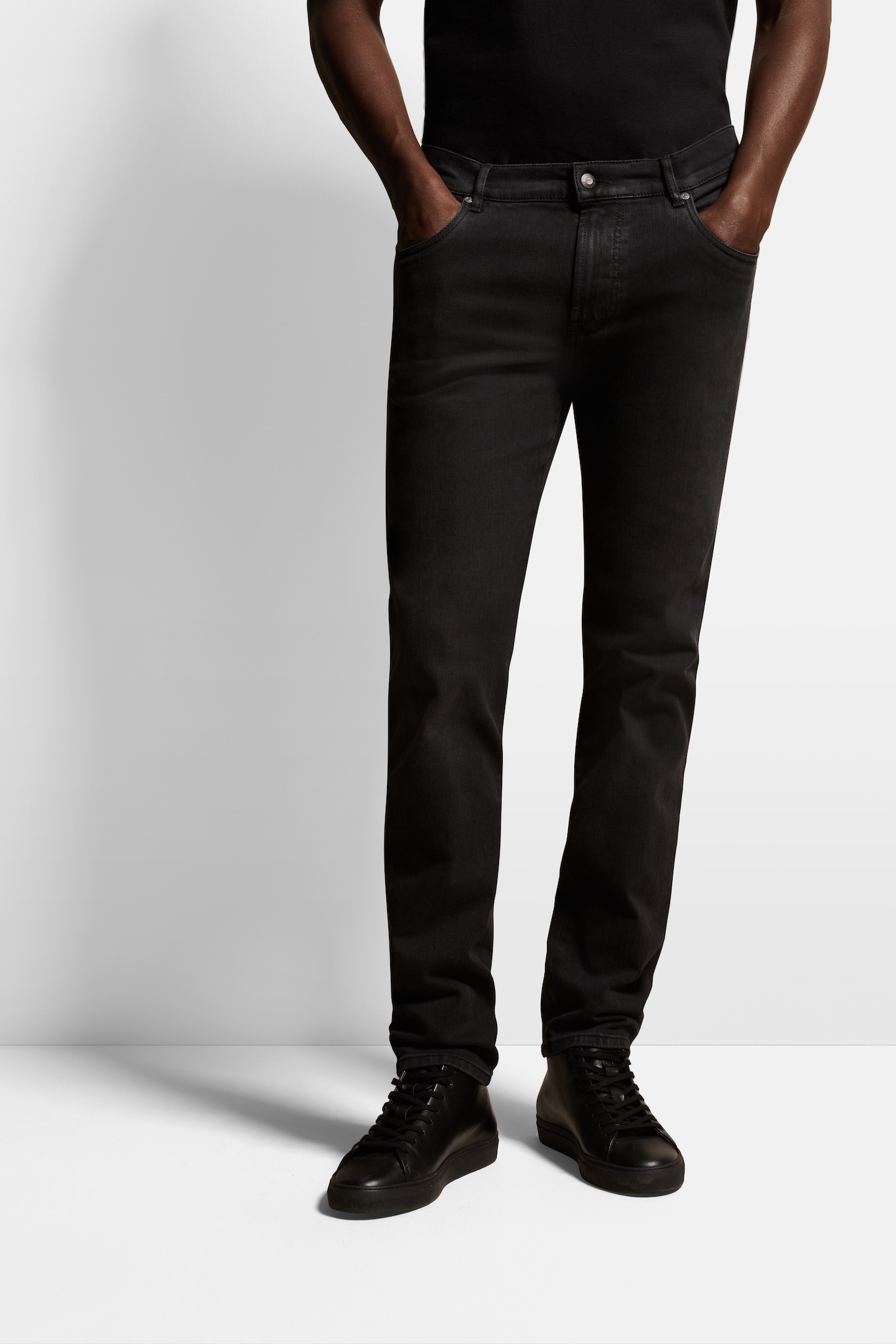 bugatti 5-Pocket-Jeans »Flexcity Denim«, mit hohem Tragekomfort