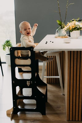 Duck Woodworks 3-i-1 Sammenleggbar Læringstårn med Matstol, Svart