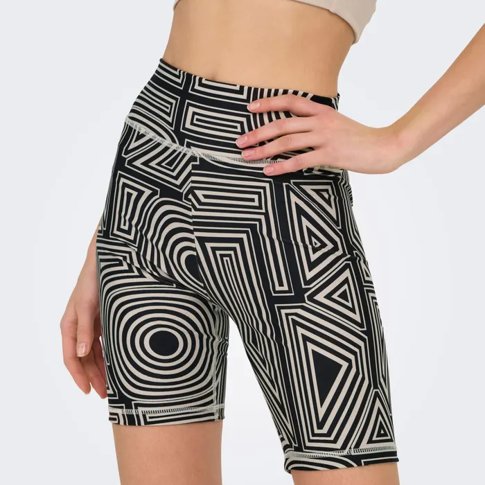 Only Play Font Logo HW AOP Train Short Dames