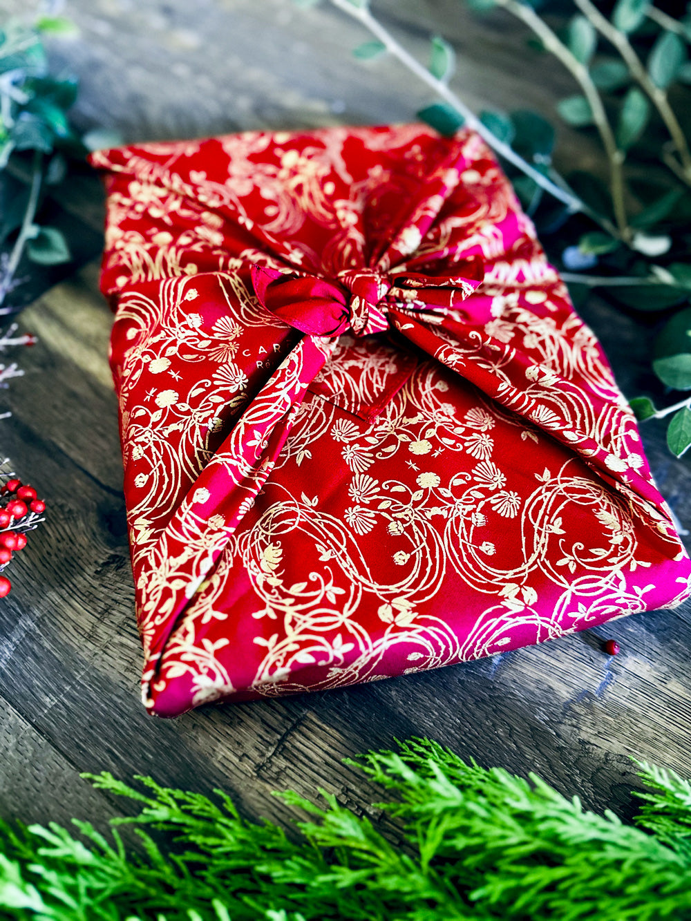 Carédeau papier cadeau réutilisable collection monochrome coton recyclé furoshiki : le jardin secret (taille m)