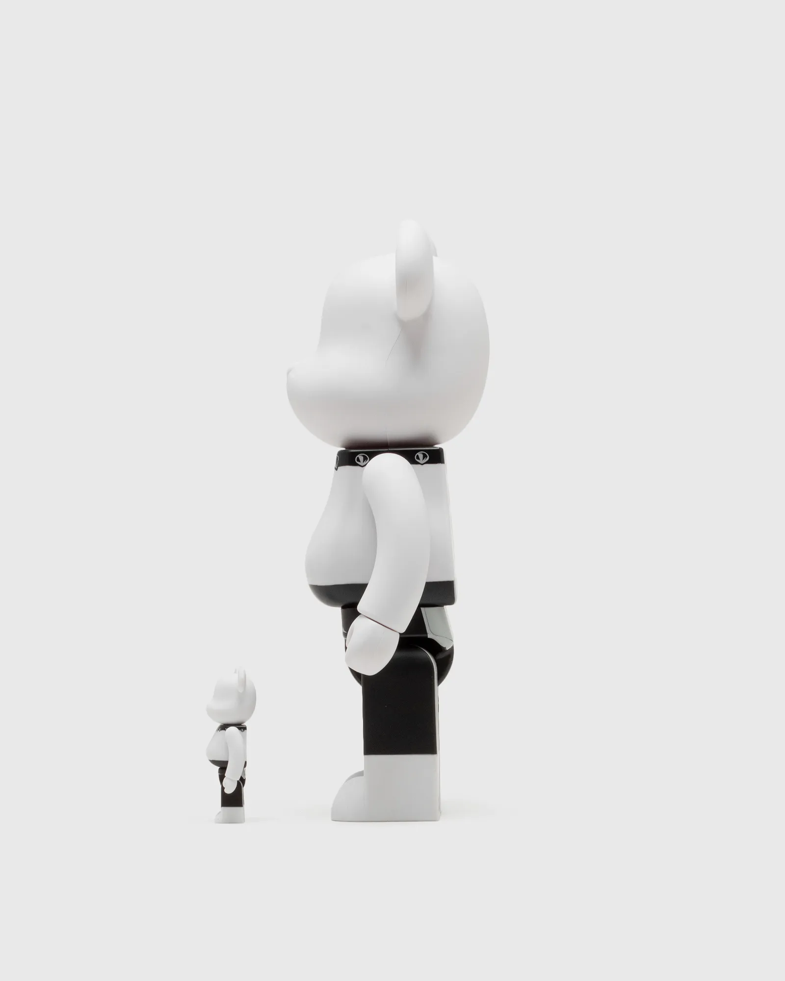 MEDICOM BEARBRICK 400% ANDY WARHOL X THE ROLLING STONES STICKY FINGERS 2-PACK