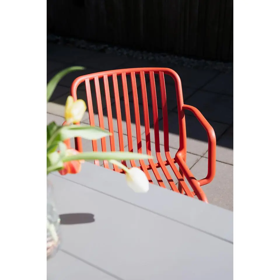 Housecraft Living Mante Tuinstoelen Armleuning Kunststof Terra/ Rood - Set van 4