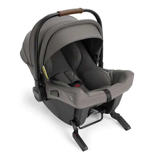 Siège auto Pipa™ urbn   Granite        de               Nuna