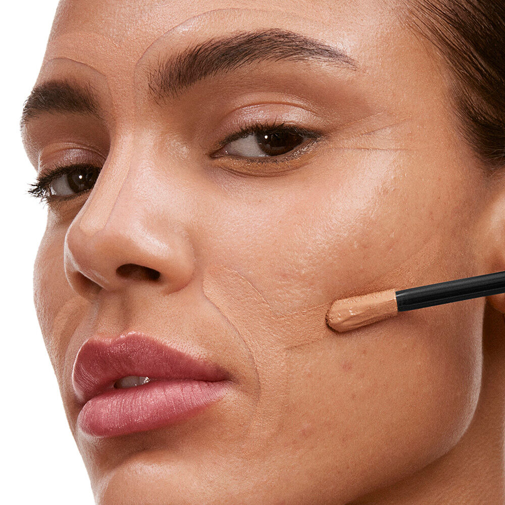 ALL HOURS CONCEALER  ANTI-CERNES MAT - MN10