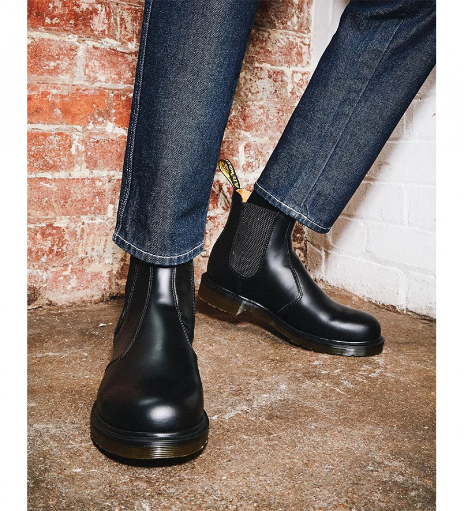 Botas Dr. Martens de couro 2976 pretas lisas