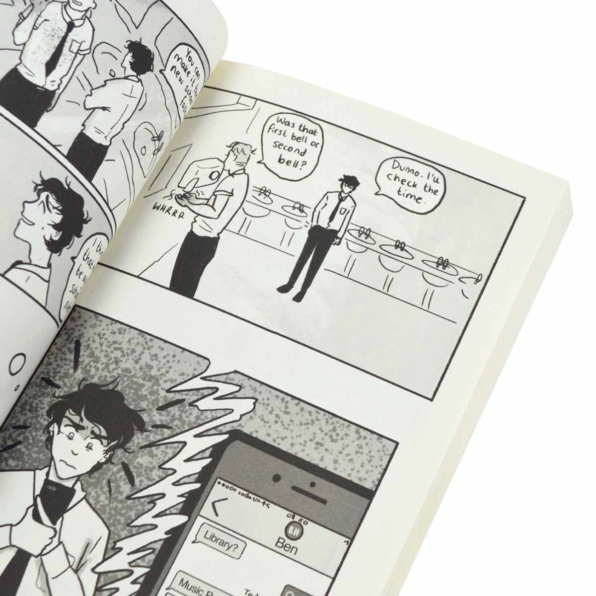Heartstopper Volume 1: Exclusive Edition - Heartstopper (Paperback)