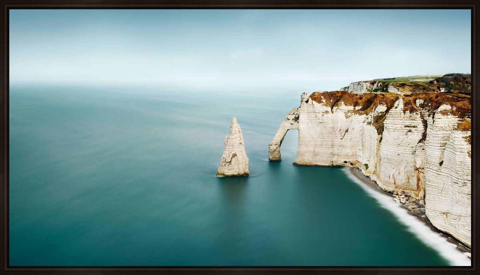 Porte d'Aval, Alabasterküste (Côte d’Albâtre), Étretat by Berthold Steinhilber - Limited Edition. Edition of: 150. Signed.