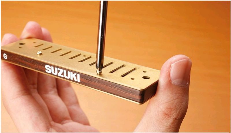 Suzuki Harpmaster MR-200-C