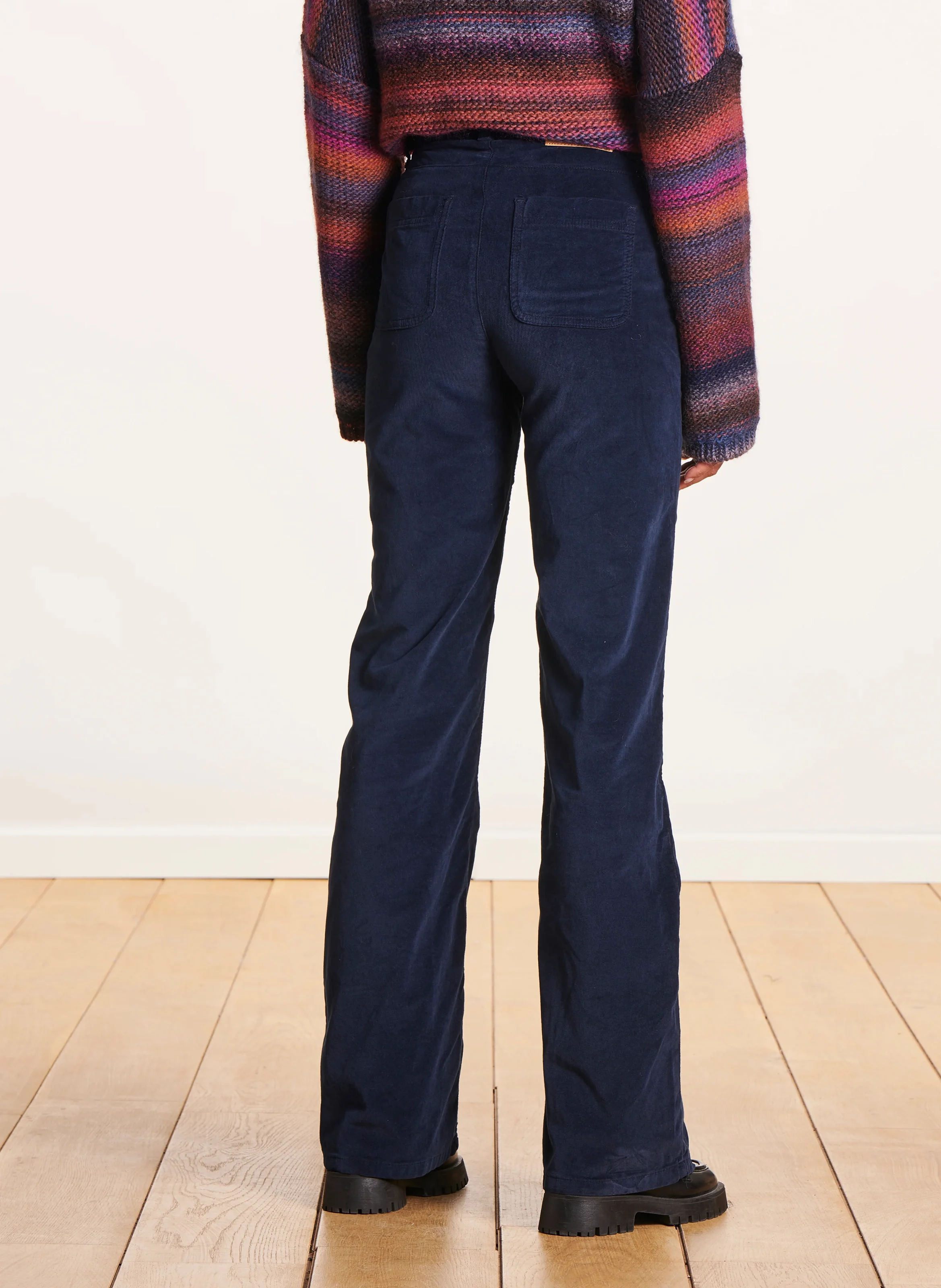 Pantalon boot-cut taille haute en coton bio mélangé | Bleu