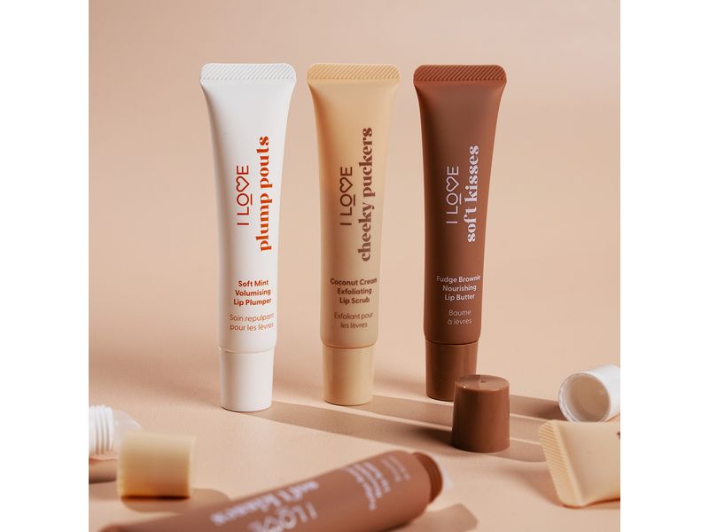 I Love Geschenkset Cosy Kisses 3-teilig Geschenkbox mit hochwertigen Artikeln zur Lippenpflege
