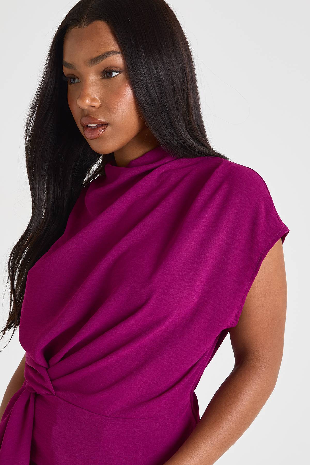 boohoo Blouse à nœud martelé à l'avant et col cache-cœur