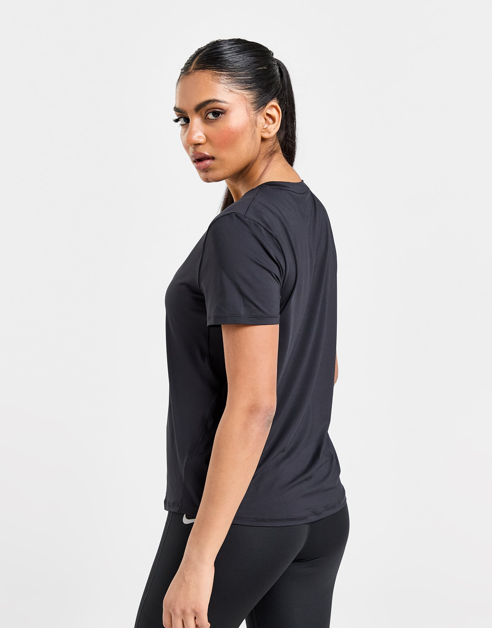 Nike Haut Training One Classic Femme
