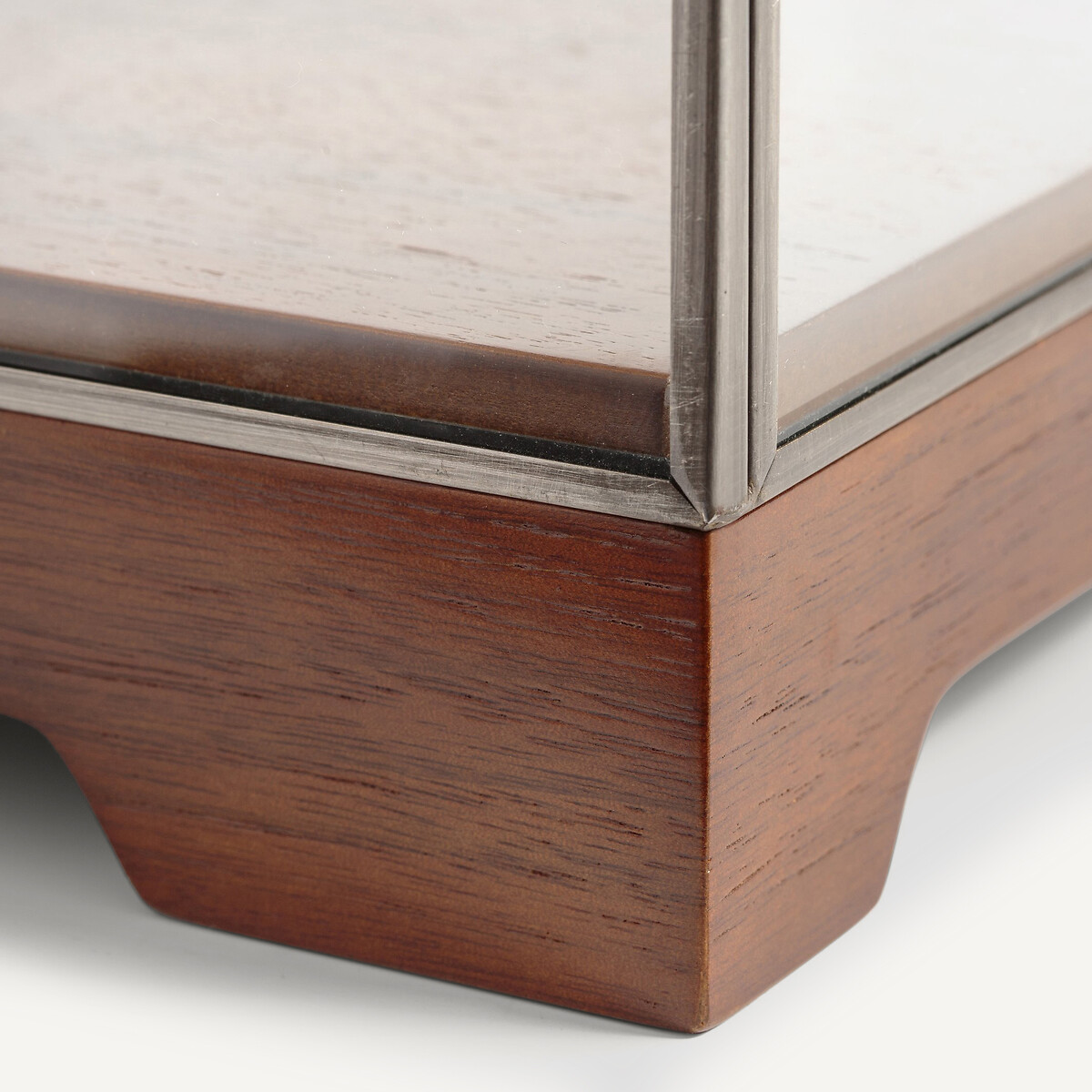 AM.PM<br>Vitrine Studiolo